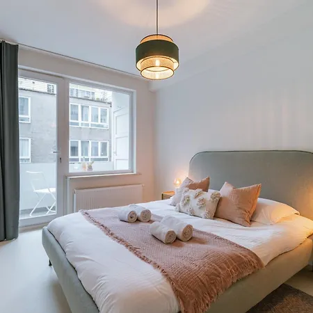 Huswell - Spacious In The Centre Of Ostend, Near Coast *
